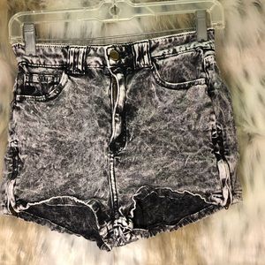 ✨✨ American Apparel Acid Wash Shorts